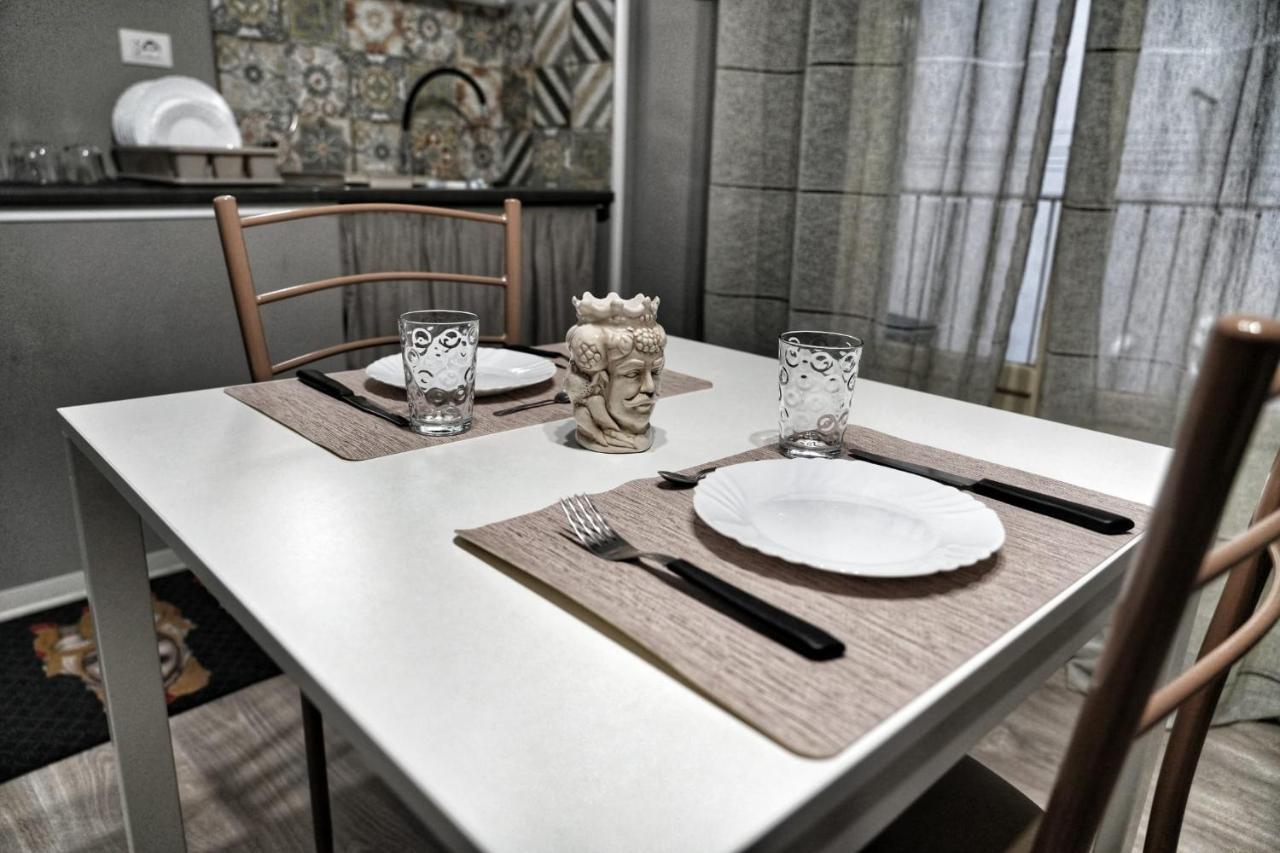 La Casa Del Moro - Al Politeama Bed & Breakfast Palermo Eksteriør bilde