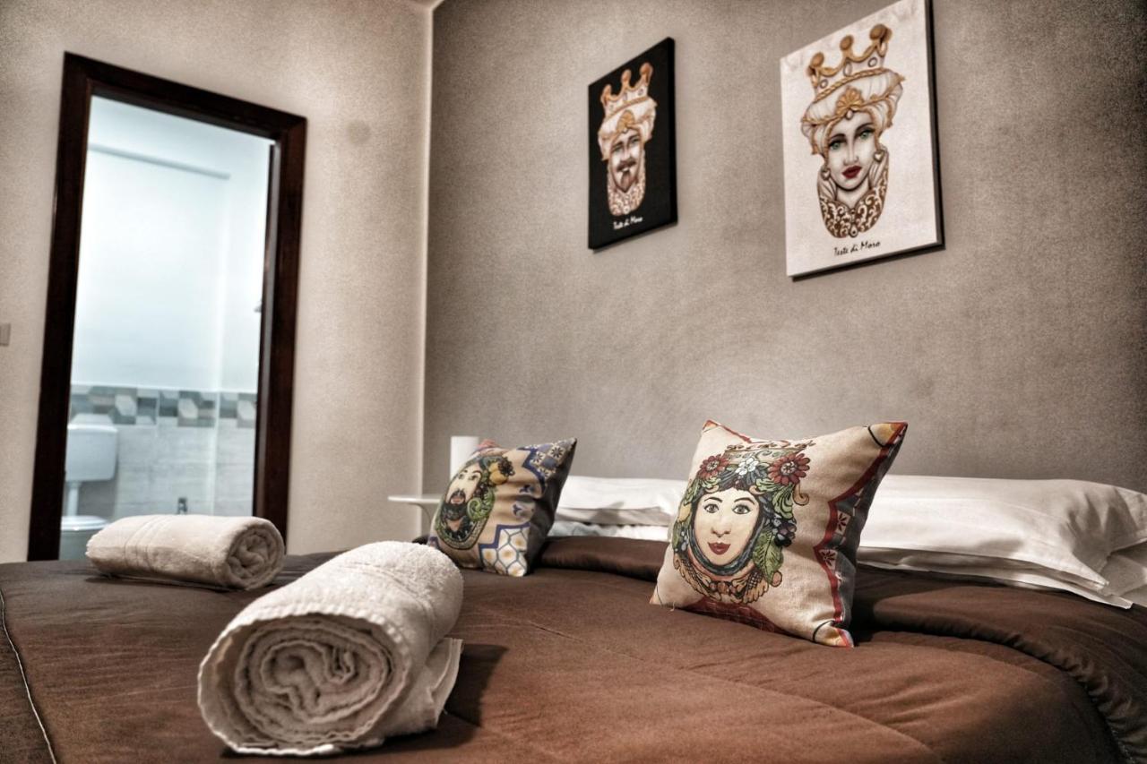 La Casa Del Moro - Al Politeama Bed & Breakfast Palermo Eksteriør bilde